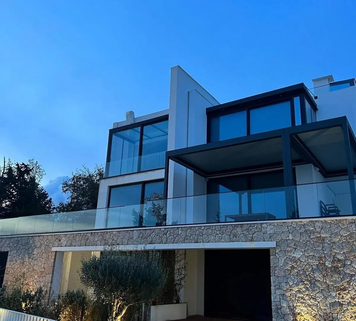 Luxury Villa Dhermi Gjilek 0*,  Αλβανία